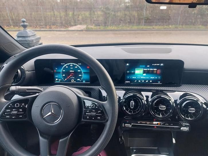Occasion Mercedes A180 136 PK (100 kW) 2021