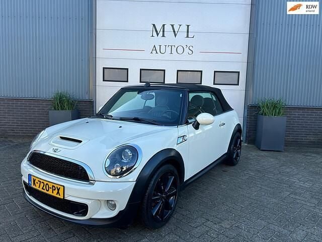 Wit Occasion 2011 Mini Cooper S Cabriolet Pepper Cabriolet | € 7.990 (Goede deal) - Afbeelding 1/4