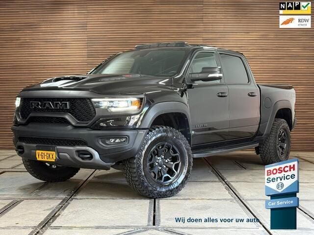 Zwart Gebruikt 2022 Dodge Ram Pickup | € 109.890 (Eerlijke prijs) - Afbeelding 1/4