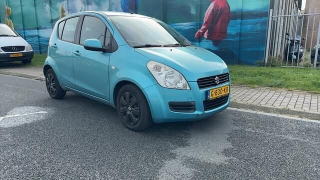 Blauw Gebruikt 2009 Suzuki Splash Hatchback | € 1.950 (Eerlijke prijs) - Afbeelding 1/4