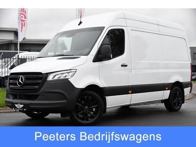 Wit Gebruikt 2022 Mercedes Sprinter Van | € 35.950 (Duur) - Afbeelding 1/4