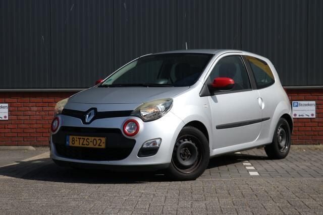 Grijs Gebruikt 2014 Renault Twingo Hatchback | € 2.950 (Eerlijke prijs) - Afbeelding 1/4