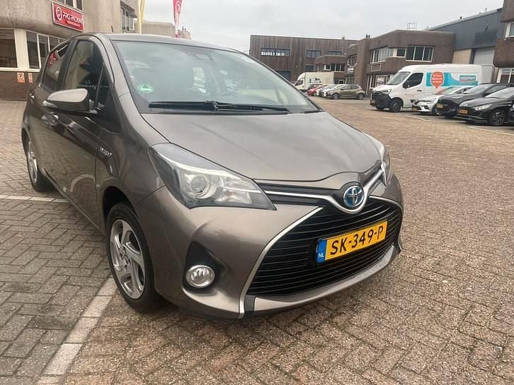 Gebruikt 2016 Toyota Yaris | € 10.000 (Goede deal) - Afbeelding 1/4