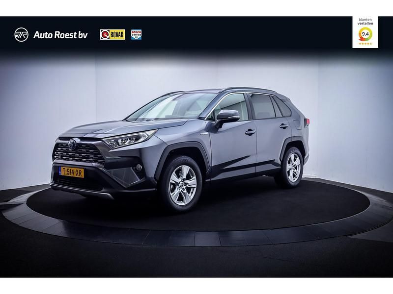 Grijs Gebruikt 2020 Toyota RAV4 Active SUV | € 28.950 (Eerlijke prijs) - Afbeelding 1/4