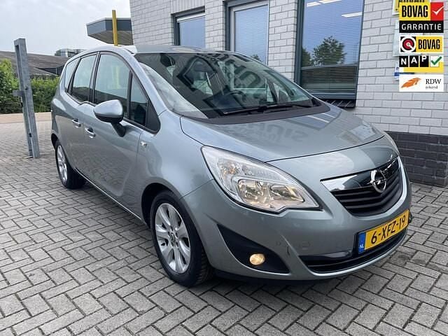 Grijs, metallic lak Gebruikt 2012 Opel Meriva Cosmo MPV | € 5.250 (Eerlijke prijs) - Afbeelding 1/4