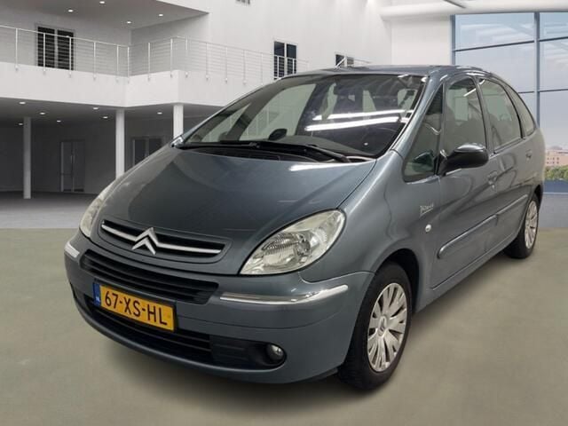 Grijs Gebruikt 2007 Citroën Xsara Picasso MPV | € 2.850 - Afbeelding 1/4