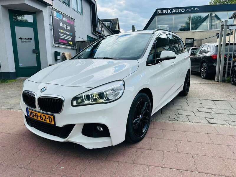 Wit Gebruikt 2015 BMW 220 Gran Tourer M Sport MPV | € 16.999 (Duur) - Afbeelding 1/4