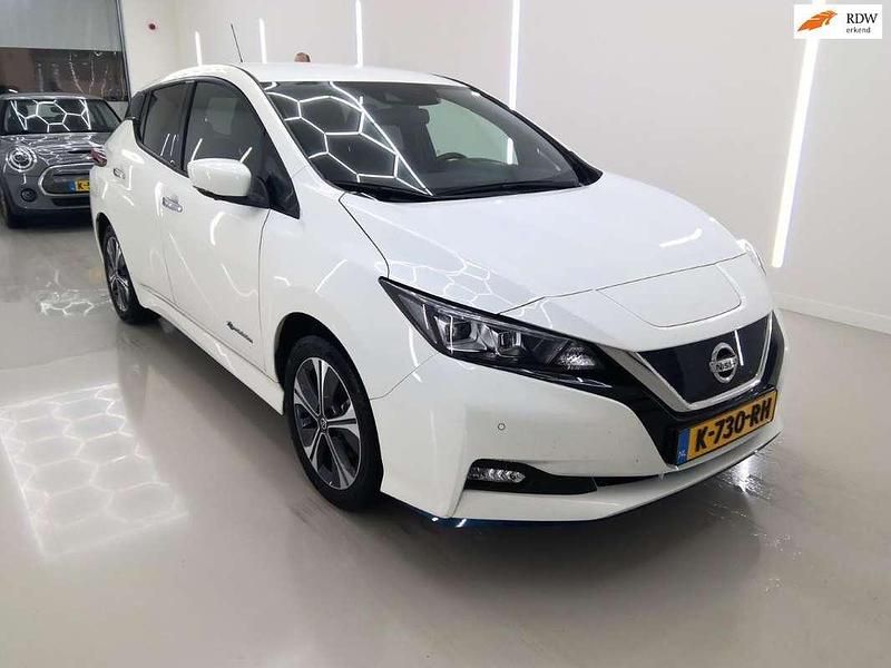 Wit Gebruikt 2021 Nissan Leaf Tekna Hatchback | € 13.068 (Super prijs) - Afbeelding 1/4