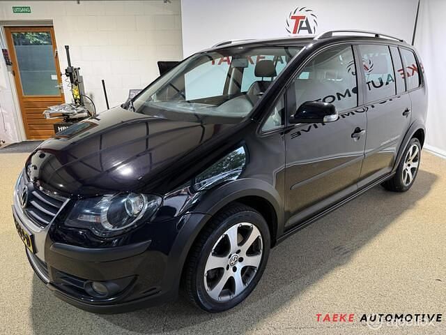Zwart Gebruikt 2007 VW Touran Highline MPV | € 4.950 (Eerlijke prijs) - Afbeelding 1/4