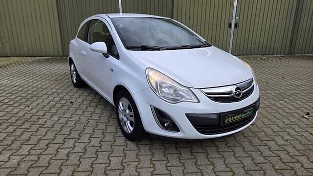 Wit Gebruikt 2012 Opel Corsa Hatchback | € 2.650 (Eerlijke prijs) - Afbeelding 1/4