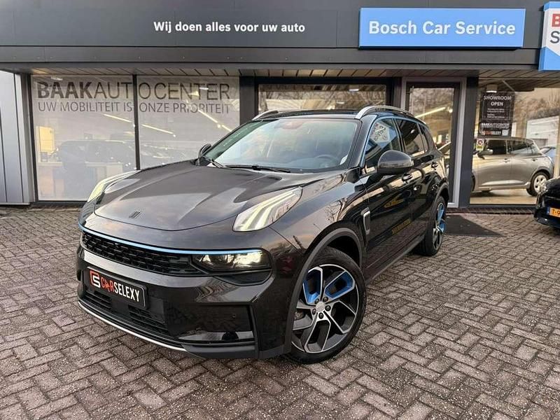 Zwart (metallic) Occasion 2022 Lynk & Co 01 SUV | € 23.950 (Eerlijke prijs) - Afbeelding 1/4