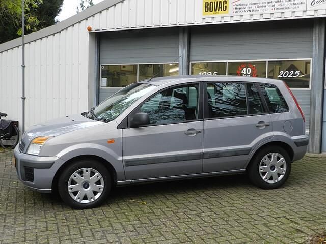 Occasion Ford Fusion Cool & Sound Edition 82 PK (60 kW) 2011 Grijs MPV