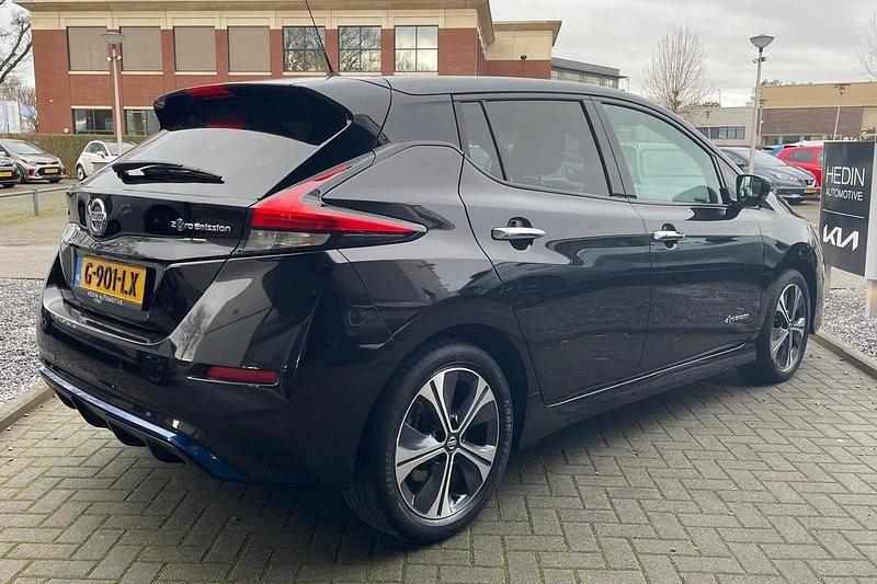 Occasion Nissan Leaf N-Connecta 110 kW (150 PK) 2019 Zwart Hatchback