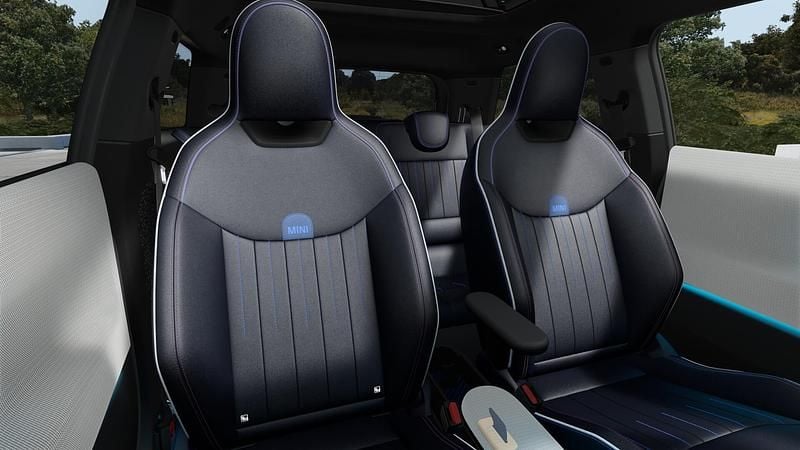 Nieuw Mini Cooper SE Comfort 160 kW (218 PK) 2025 Blauw Hatchback