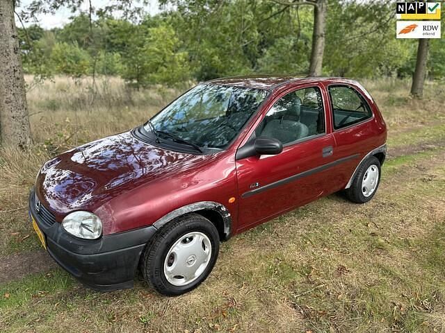 Occasion Opel Corsa Eco 60 PK (44 kW) 1998 Rood Hatchback