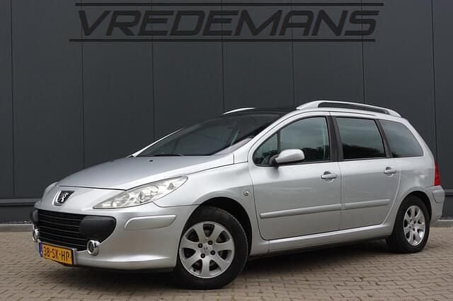 Grijs Gebruikt 2006 Peugeot 307 Stationwagen | € 1.450 (Eerlijke prijs) - Afbeelding 1/4