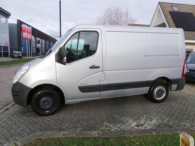 Zilver Gebruikt 2014 Renault Master T28 MPV | € 4.250 - Afbeelding 1/4