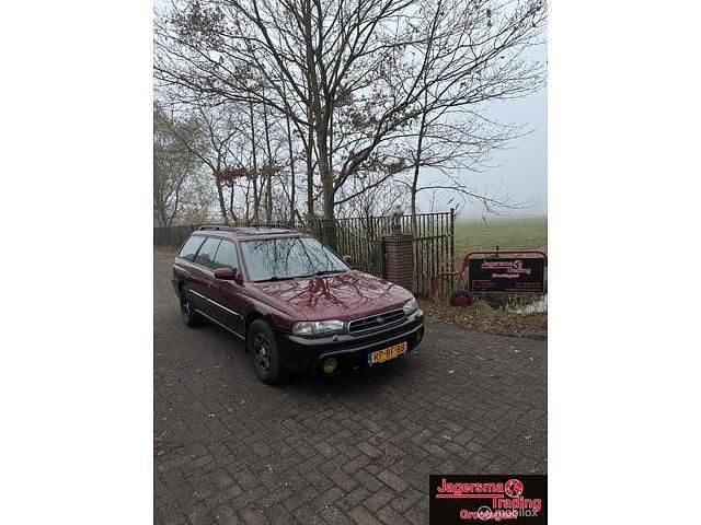 Rood Gebruikt 1997 Subaru Outback SUV | € 1.999 - Afbeelding 1/4