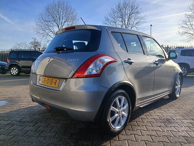 Occasion Suzuki Swift 90 PK (66 kW) 2015 Grijs (metallic) Hatchback