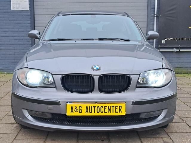 Occasion BMW 116 Executive 122 PK (89 kW) 2009 Grijs Hatchback