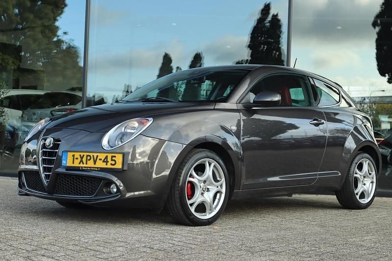 Grijs Gebruikt 2014 Alfa Romeo MiTo Hatchback | € 5.450 (Eerlijke prijs) - Afbeelding 1/4