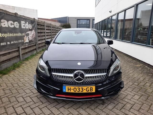 Occasion Mercedes A250 AMG 211 PK (155 kW) 2014 Zwart Hatchback