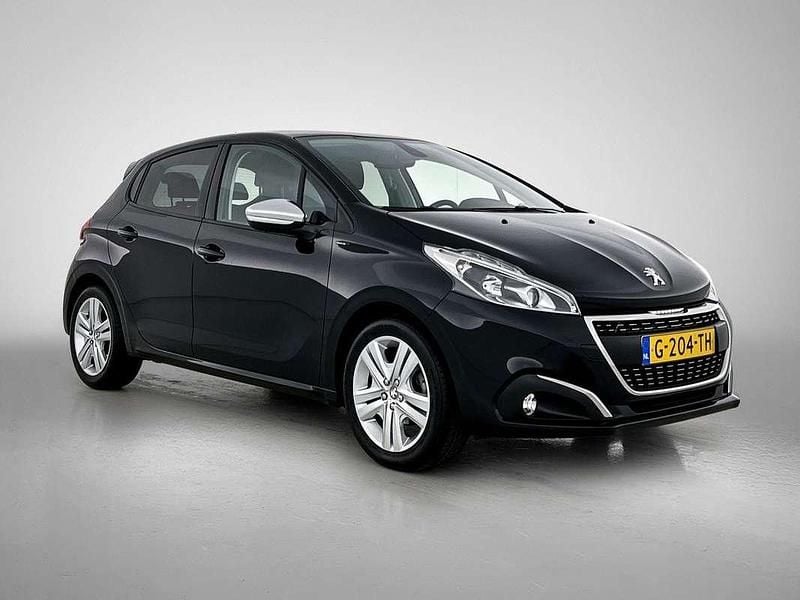 Occasion Peugeot 208 Signature Sky 82 PK (60 kW) 2019 Zwart Hatchback