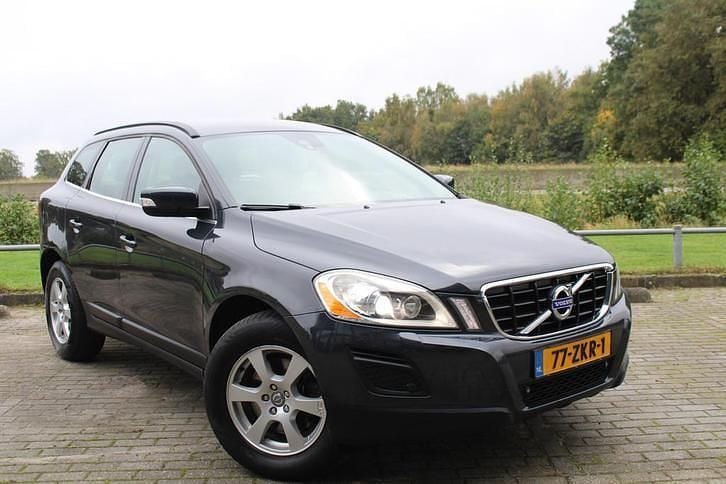 Grijs Gebruikt 2012 Volvo XC60 Summum SUV | € 8.595 (Eerlijke prijs) - Afbeelding 1/4