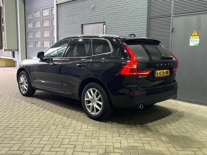 Occasion Volvo XC60 Momentum 150 PK (110 kW) 2019 Zwart SUV