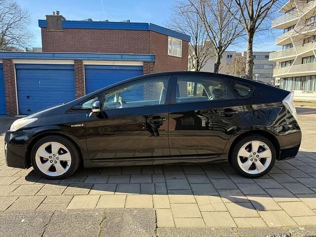 Occasion Toyota Prius Comfort 99 PK (72 kW) 2011 Zwart (metallic) Hatchback