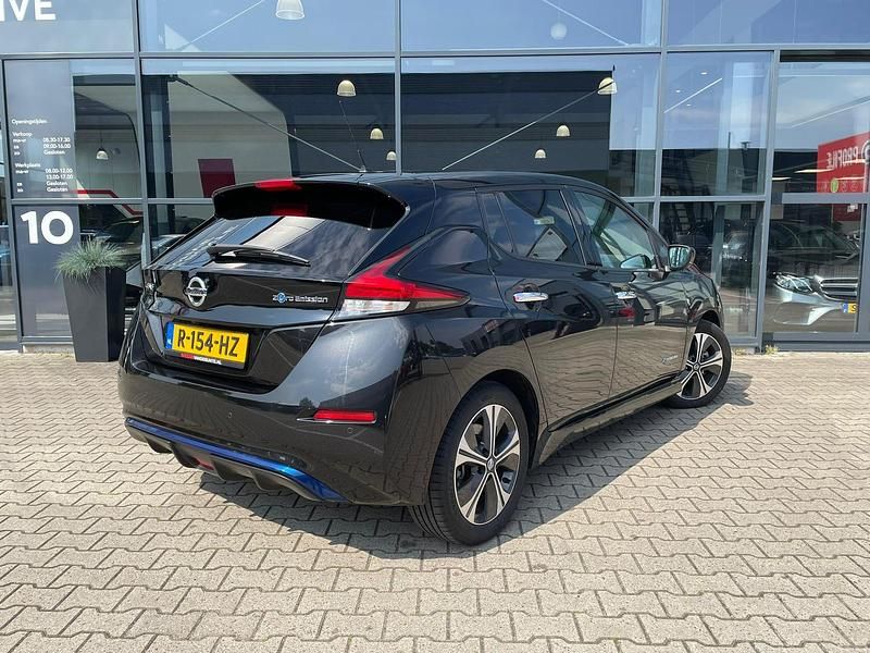 Occasion Nissan Leaf N-Connecta 110 kW (150 PK) 2020 Zwart, metallic lak Hatchback