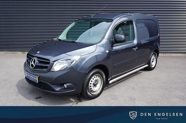 Grijs Gebruikt 2019 Mercedes Citan 109 Van | € 7.800 (Goede deal) - Afbeelding 1/4