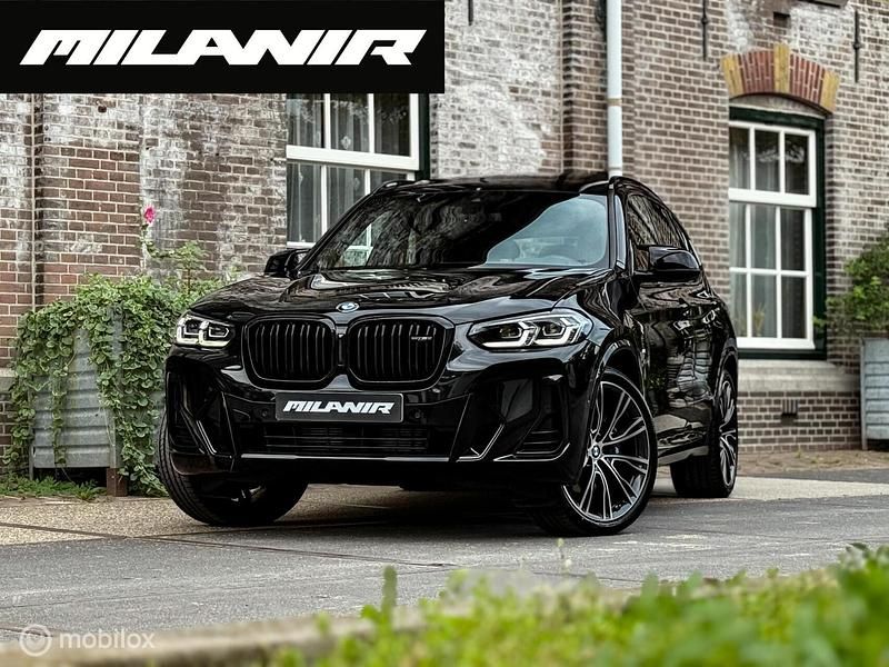 Zwart Gebruikt 2022 BMW X3 M Sport SUV | € 67.945 (Duur) - Afbeelding 1/4