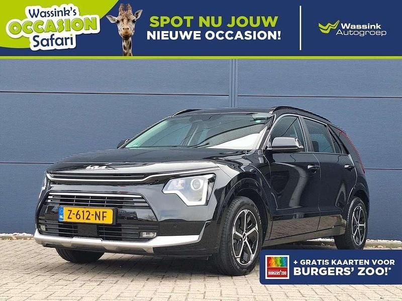 Zwart metallic Gebruikt 2024 Kia Niro SUV | € 31.690 (Super prijs) - Afbeelding 1/3