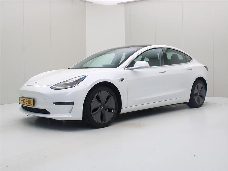 Wit Gebruikt 2020 Tesla Model 3 Long Range Sedan | € 22.900 (Goede deal) - Afbeelding 1/4