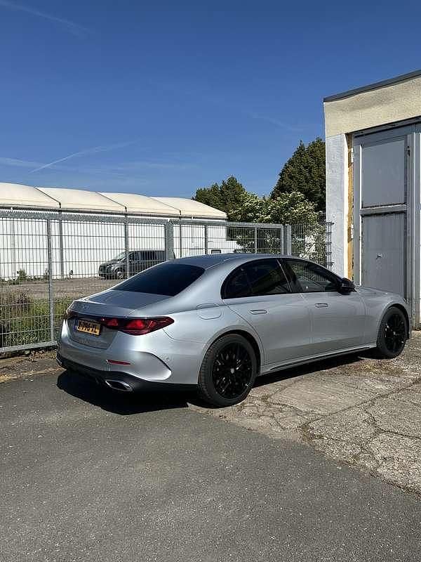 Occasion Mercedes E300 AMG 204 PK (150 kW) 2024 Grijs Sedan