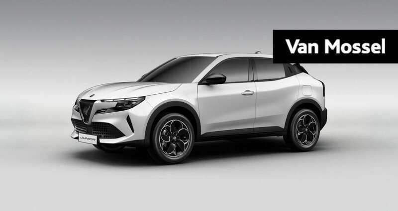 Wit Nieuw 2025 Alfa Romeo Junior SUV | € 36.249 (Goede deal) - Afbeelding 1/4