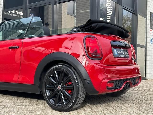 Occasion Mini Cooper S Cabriolet Business 192 PK (141 kW) 2016 Rood Cabriolet