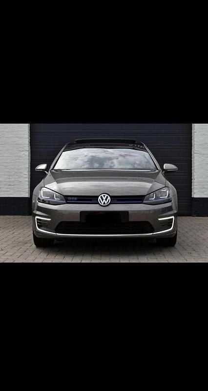 Occasion 2015 VW e-Golf GTE Hatchback | € 10.500 (Eerlijke prijs) - Afbeelding 1/4