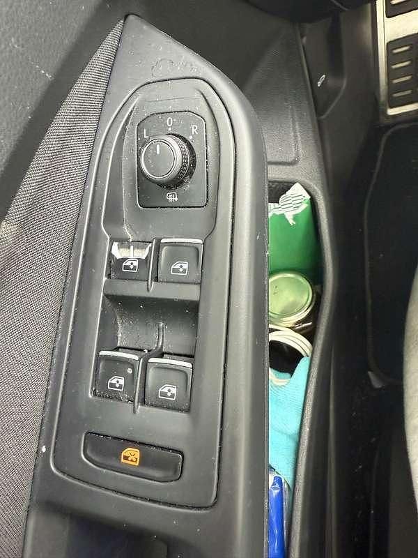 Zwart Gebruikt 2020 VW Golf VII R-line Stationwagen | € 18.000 (Super prijs) - Afbeelding 1/4