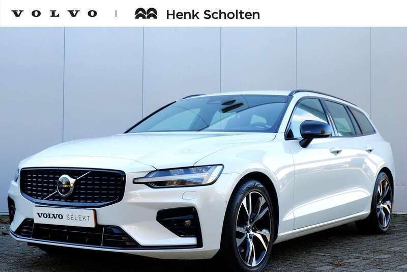 Wit Gebruikt 2022 Volvo V60 Plus Stationwagen | € 38.750 (Eerlijke prijs) - Afbeelding 1/4