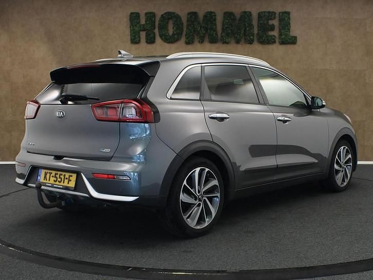 Occasion Kia Niro Start 142 PK (104 kW) 2016 Grijs SUV