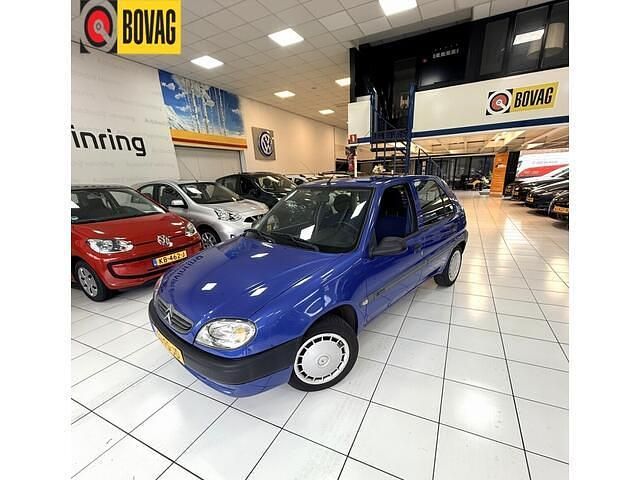 Blauw (metallic) Gebruikt 2000 Citroën Saxo Hatchback | € 1.250 (Eerlijke prijs) - Afbeelding 1/4
