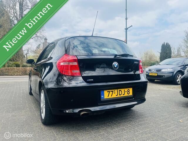 Occasion BMW 116 Executive 123 PK (90 kW) 2009 Zwart Hatchback
