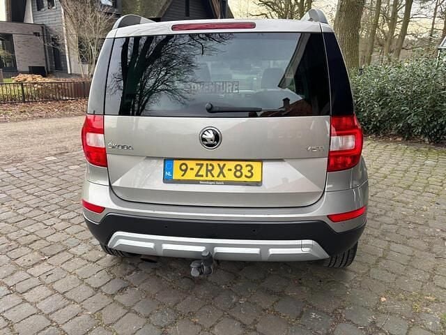 Occasion Skoda Yeti Outdoor Adventure 105 PK (77 kW) 2015 Beige (metallic) SUV