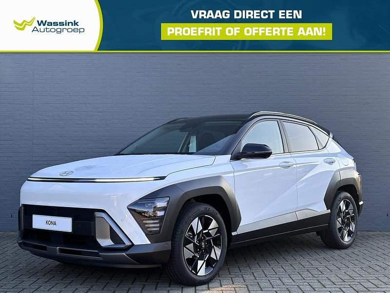Atlas white two tone Gebruikt 2024 Hyundai Kona Premium SUV | € 34.735 (Duur) - Afbeelding 1/4