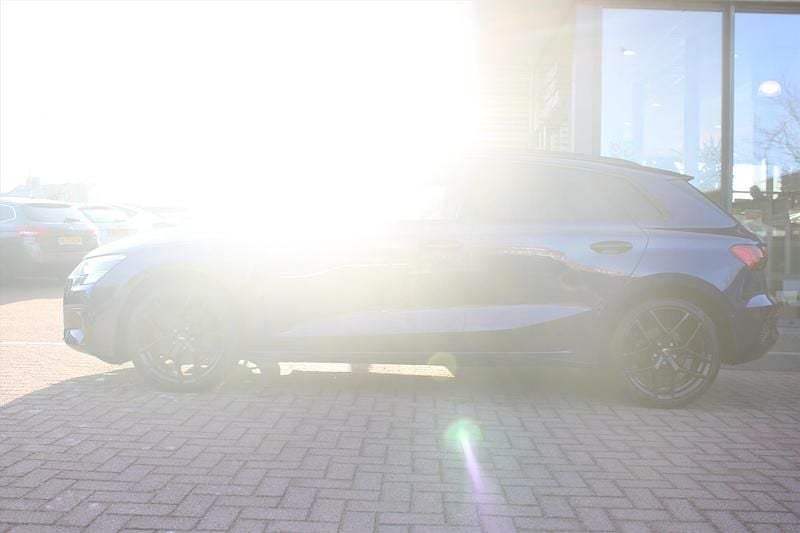 Occasion Audi A3 Sportback Business 150 PK (110 kW) 2020 Blauw Hatchback