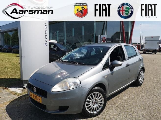 Grijs Gebruikt 2010 Fiat Punto Hatchback | € 3.450 (Eerlijke prijs) - Afbeelding 1/4