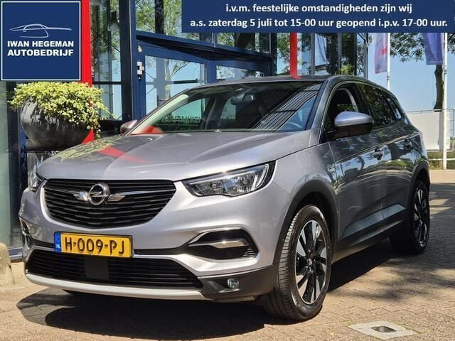 Grijs Gebruikt 2020 Opel Grandland X Innovation SUV | € 19.990 (Goede deal) - Afbeelding 1/4
