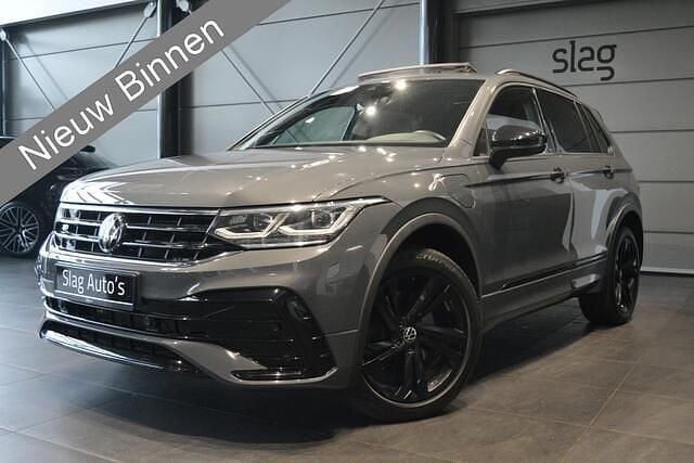Grijs Gebruikt 2022 VW Tiguan Style SUV | € 36.900 (Eerlijke prijs) - Afbeelding 1/4
